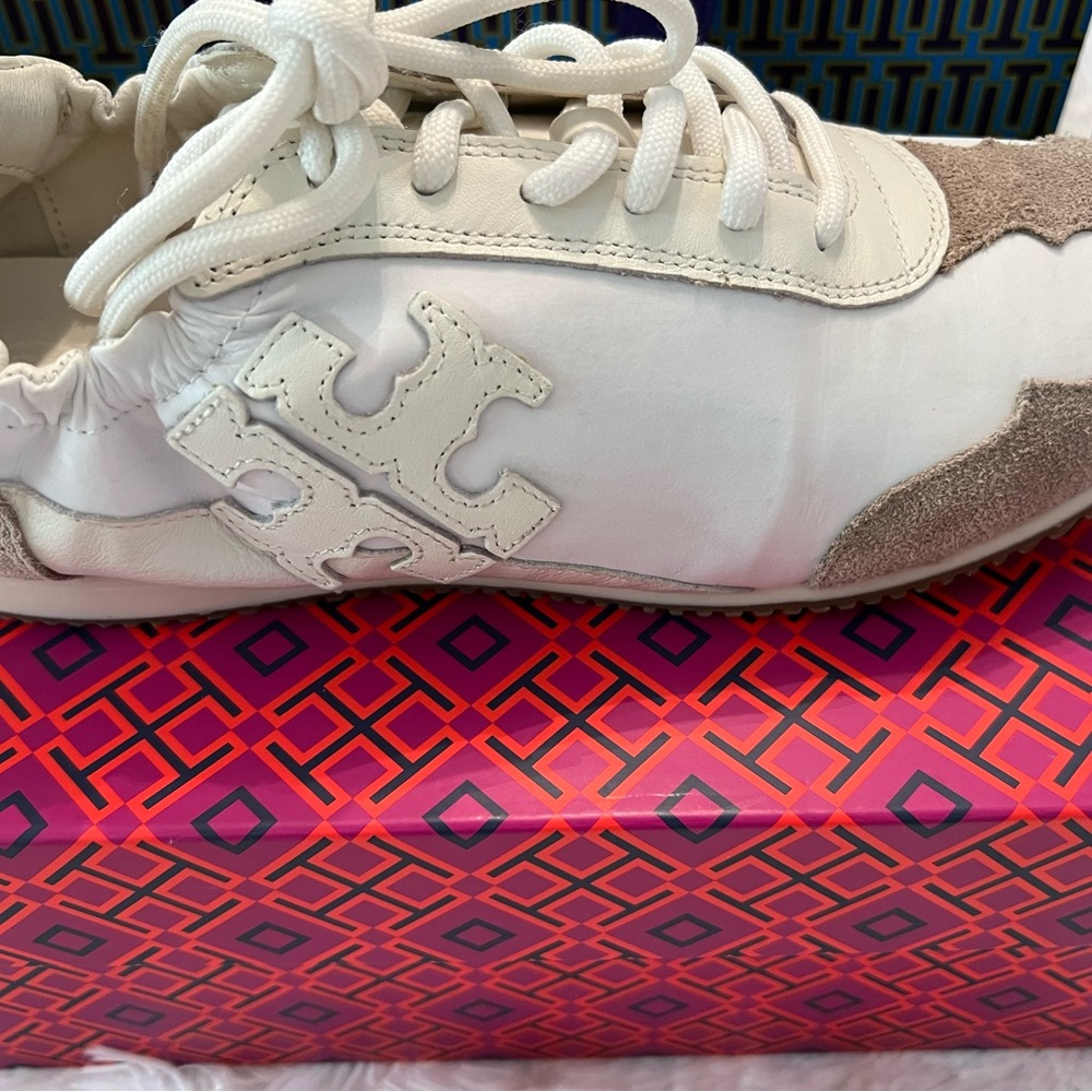 🎉HPx2🎉 Tory Burch Vintage Double T Trainer Sneakers - Picture 3 of 13